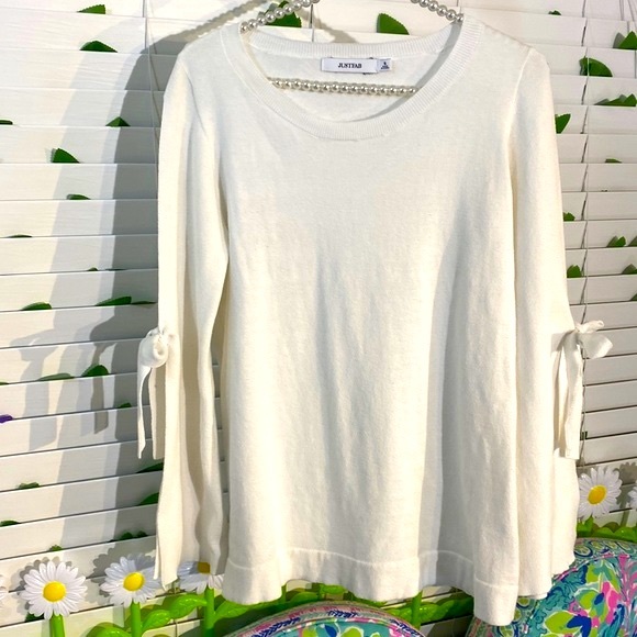 JustFab creamy white sweater top with unique open sleeves tie at the elbows - Picture 2 of 6